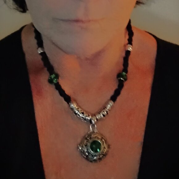 Antique Style Locket with a Green CZ Stone on 20 1/4" Black Handmade Hemp Chain - Picture 4 of 6